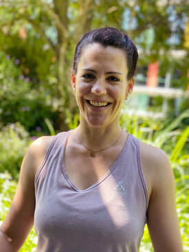 Karin Rizzi, Yogalehrerin + dōTERRA -Beraterin